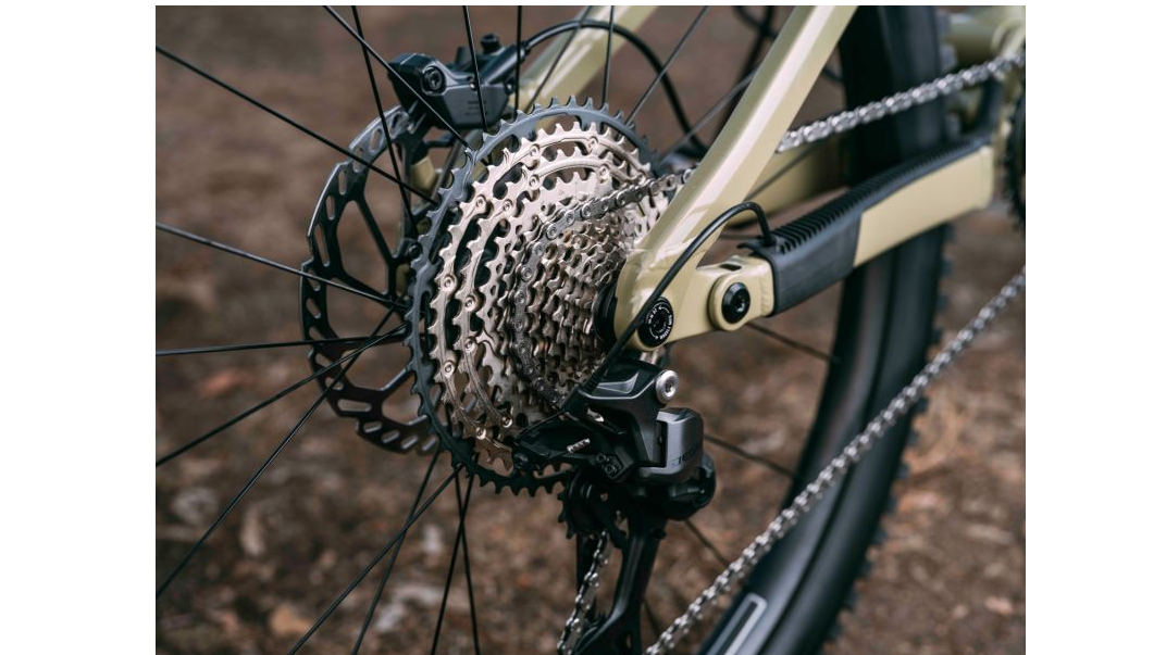 PIÑON 12 VELOCIDADES DEORE M7200 SHIMANO