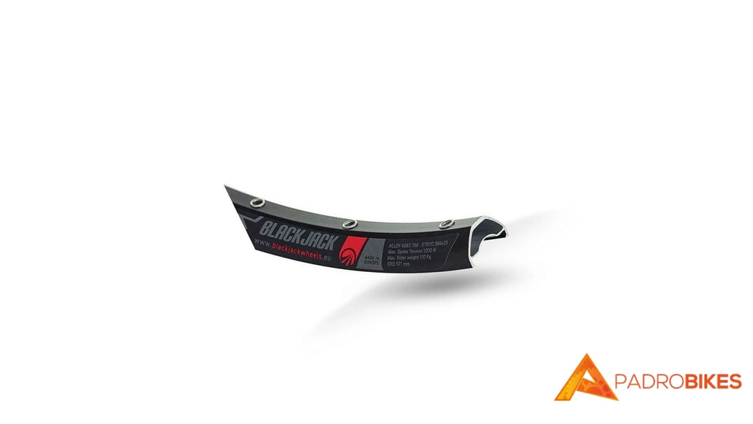 LLANTA TR25 BLACK JACK